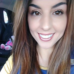 Meet your Posher, Fallon